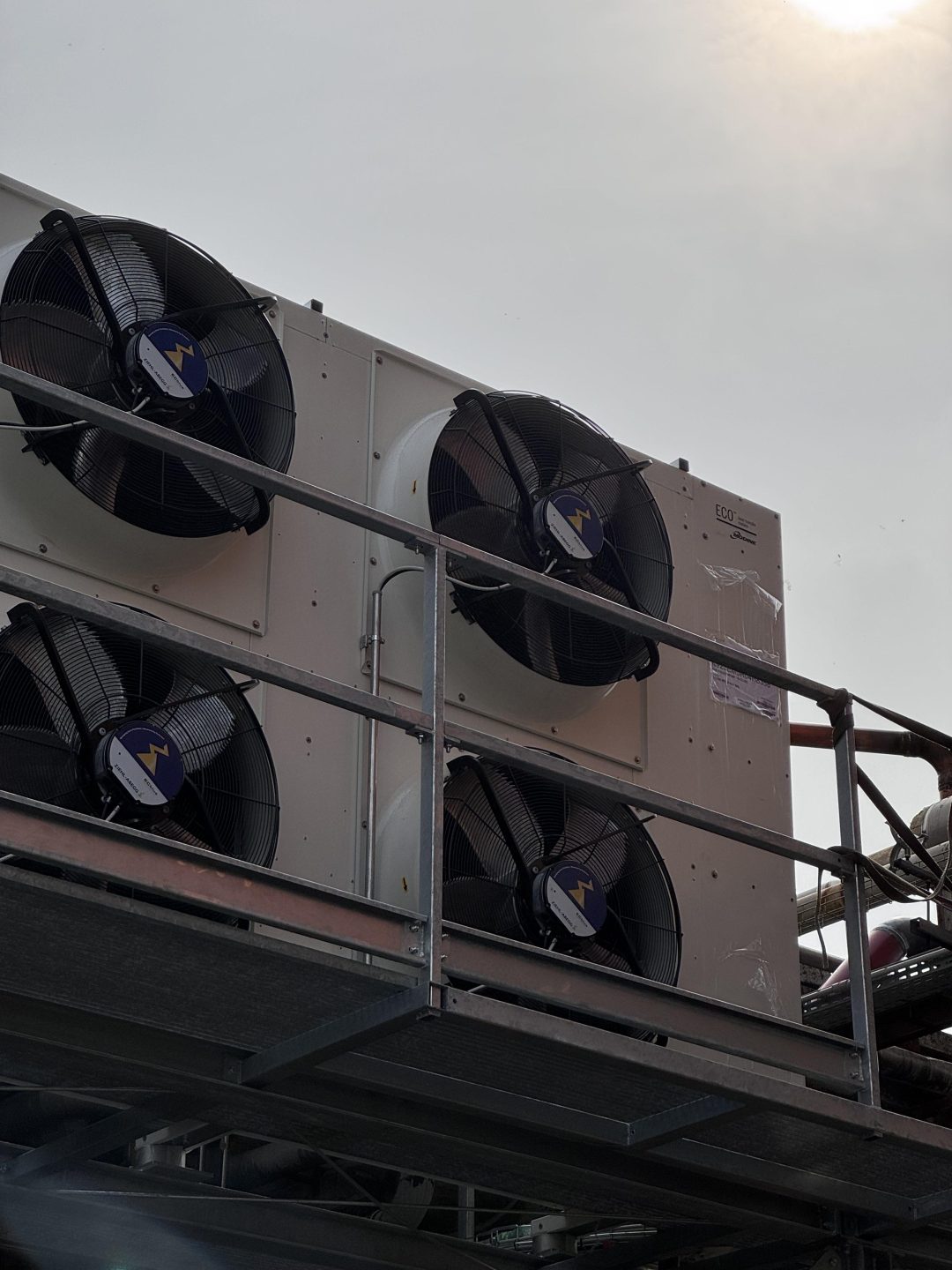 General view of the new dry cooling condensation system installed at the CABRE production site.